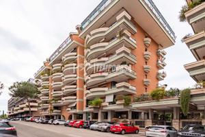 EUR TORRINO - Quadrilocale in Via Copenaghen