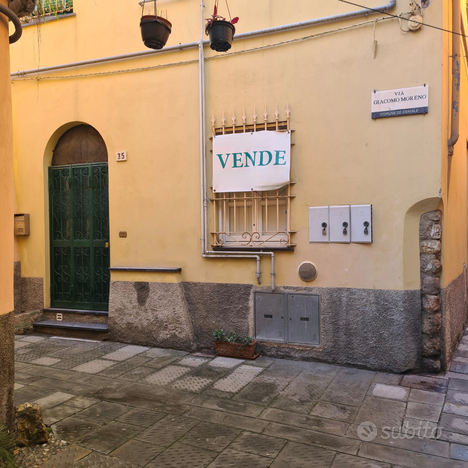 Trilocale nel centro storico di Ceriale