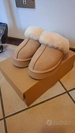 Ugg come nuovi