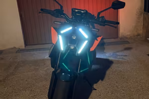 KTM 990 Duke (2024/2025) – Solo 7.450 km – Pari al