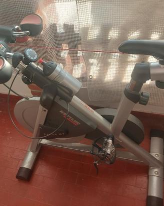 usata pochissimo bici da spinning 