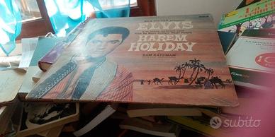 Elvis harem holiday