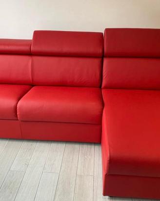 Divano rosso ❤️