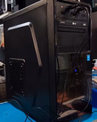 Pc Fisso Windows 10 pronto all'uso 