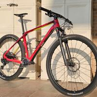 MTB mountain bike hardtail carbonio XC900