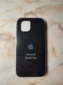 Cover per Apple iPhone 15 /15 Pro in silicone nero