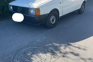 Veicolo d’epoca Fiat UNO