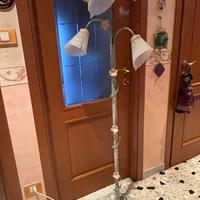 Piantana a luce