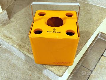 Veuve Clicquot "Ice Cube" Porsche design