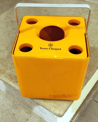 Veuve Clicquot "Ice Cube" Porsche design