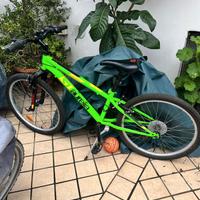 Bicicletta Aurelia con cambio shimano ruote da 24"