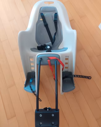 seggiolino posteriore per bici 