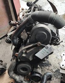 Motore Volkswagen Sharan 1.9 Tdi cod. AUY