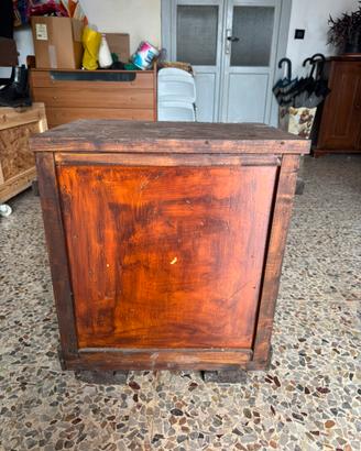 Legnaia abete verniciata