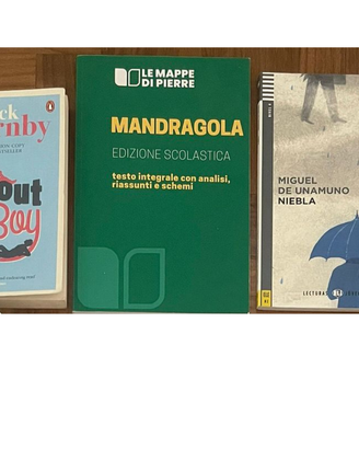 libri: Le Petit Prince, Mandragola, Niebla...