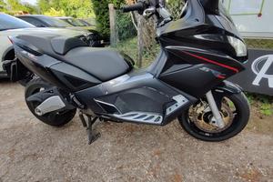 Aprilia Srv 850