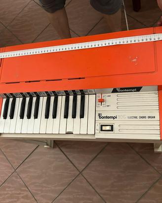 Piano/tastiera Bontempi con struttura