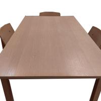 Tavolo e 4 sedie.  60€!