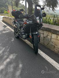 Ktm 890 adventur