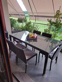 Tavolo da esterno in rattan con 6 sedie e tavolino