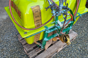 Botte irroratrice per trattamenti