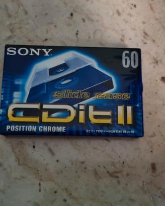 2194NN-Sony Slide Case 60 Nuovo