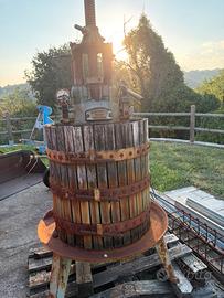 Torchio x vino da restaurare