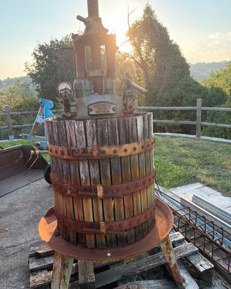 Torchio x vino da restaurare