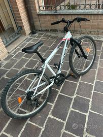 Mountainbike Rockrider ST 100
