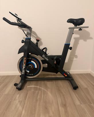 Spin bike indoor
