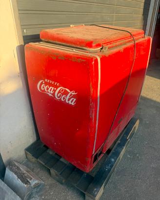 Frigorifero Coca-Cola mod.290 B