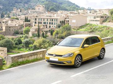 VOLKSWAGEN Golf 1.6 TDI 115 CV 5p. r-line