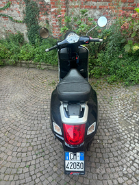 Vespa 200l granturismo