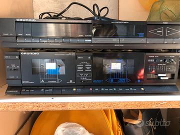 Sintonizzatore e doppia cassetta Grundig