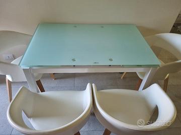 Tavolo allungabile  in vetro temperato