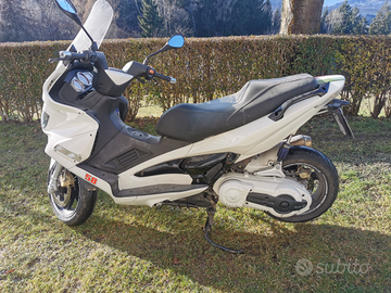 Gilera nexus