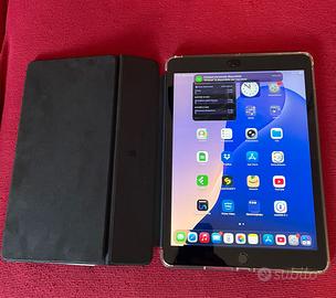 Apple Ipad 9 gen 64GB e Tastiera ORIGINALE APPLE