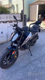 KTM 790 Duke