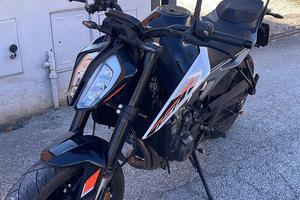 KTM 790 Duke