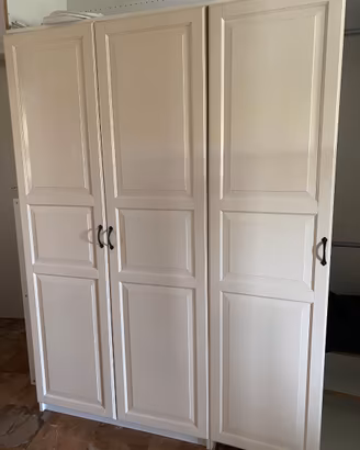 Armadio angolare Ikea 5 ante