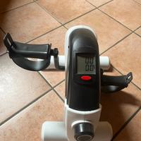 Pedaliera gambe/braccia