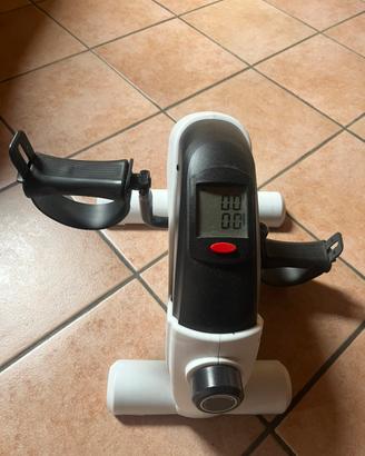 Pedaliera gambe/braccia
