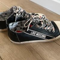 Sneackers originali Love moschino