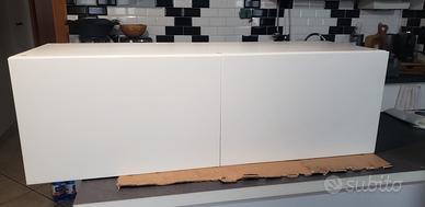 armadietto  bianco IKEA  CM 180 euro  20,00. 