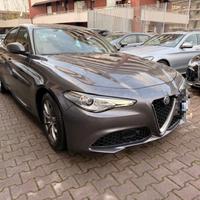 ALFA ROMEO Giulia 2.2 Turbodiesel 160 CV AT8 Bus
