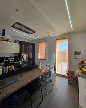 Appartamento di 100 m² con 4 locali e box auto a C