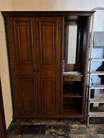 Mobile in legno con specchio