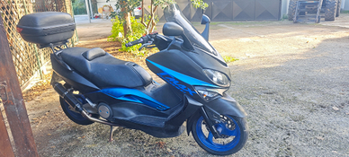 Yamaha TMax