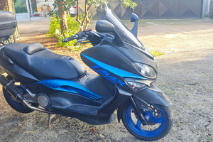 Yamaha TMax
