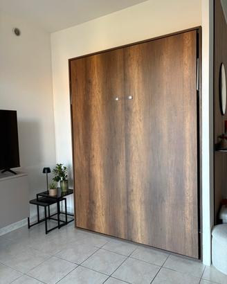 Letto a scomparsa matrimoniale salvaspazio